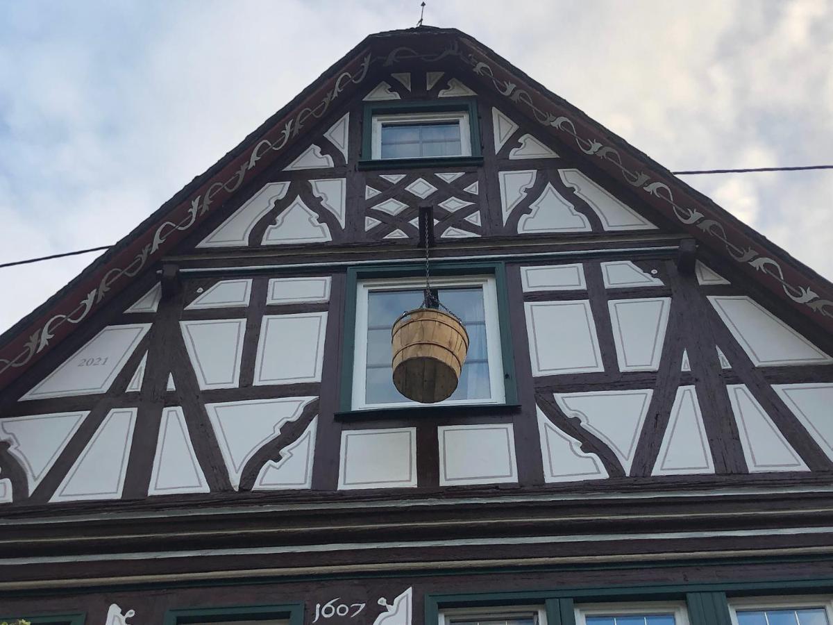 Schoene Altes Gebaelk Fachwerkhaus *